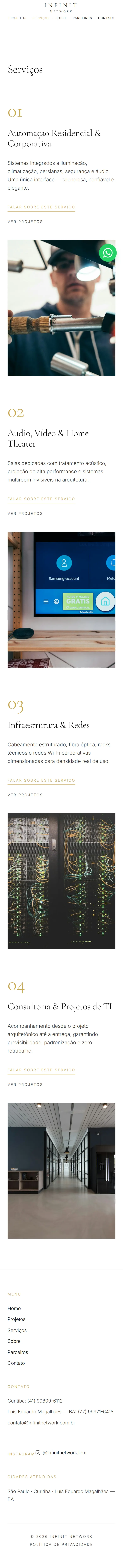 Foto de banco de imagem com pessoa soldando